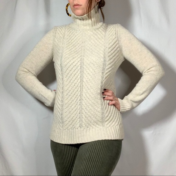 Vince Sweaters - Vince Cable Knit Turtleneck Sweater - S